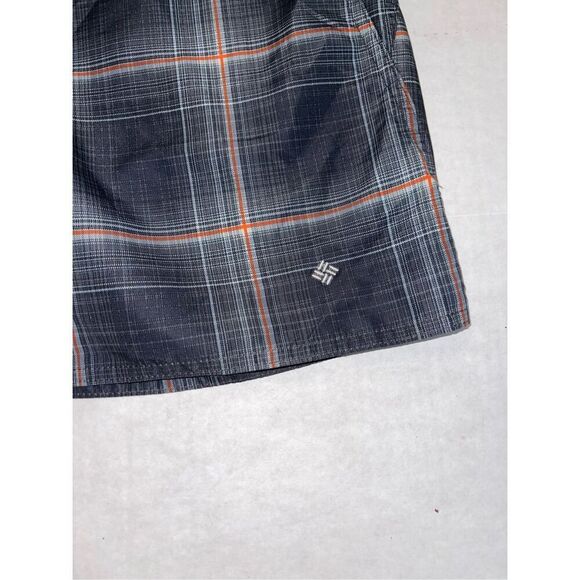 Columbia Men 34 Waist 11 Length Fishing Board Shorts Plaid Gray Omni-Shade A19‎ - Picture 2 of 6